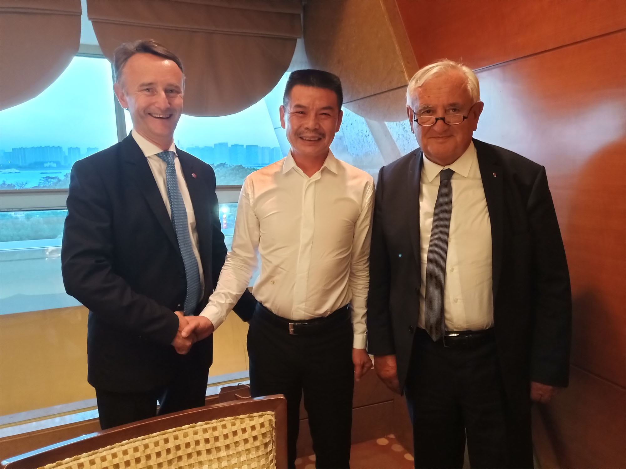 1553742558811624mAiG.jpg 图1副本.jpg