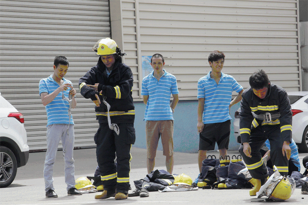 1501490511250357jtWu.gif 23.gif